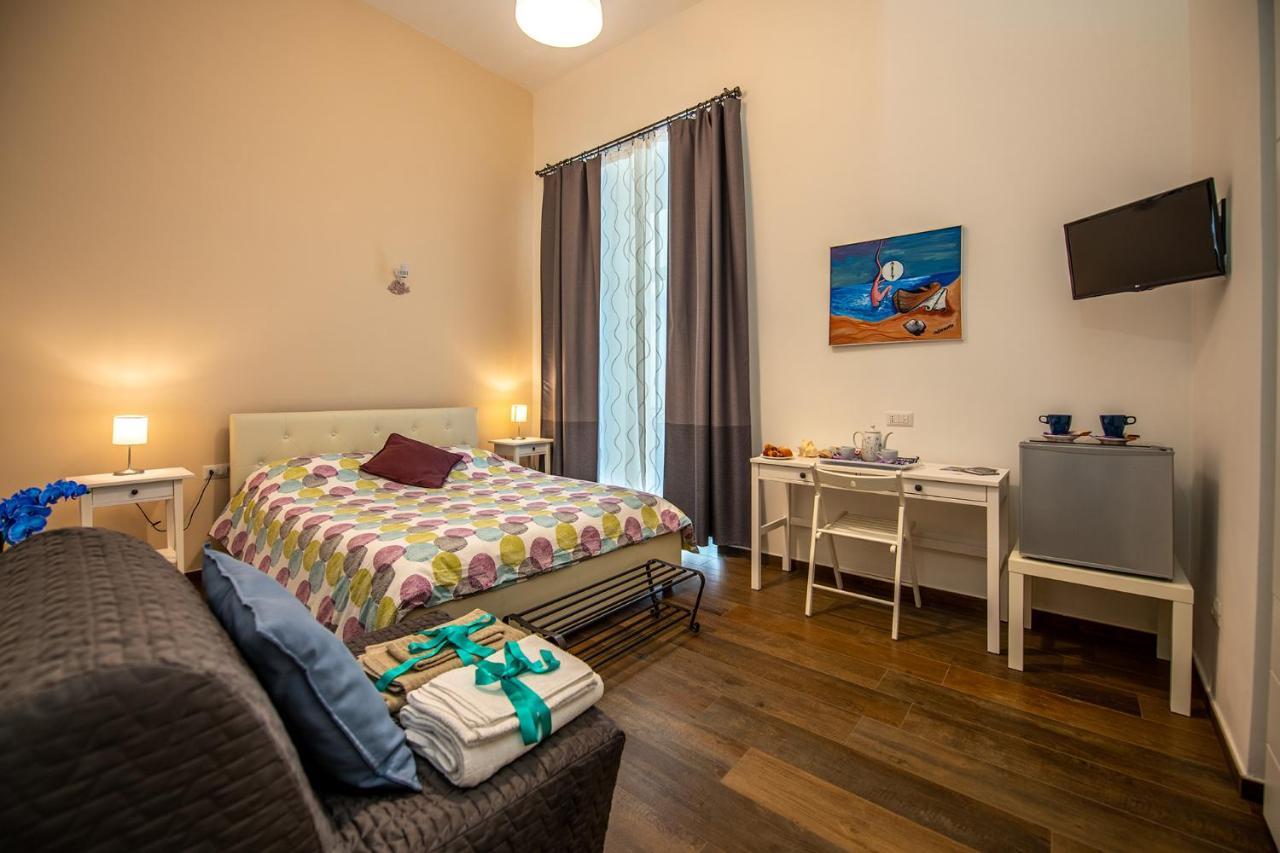 B&B Peter Pan Салерно Экстерьер фото